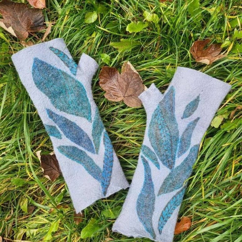 Atelier de creatie - manusi sau fular din lana merinos si matase