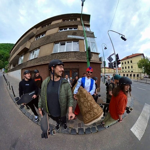 Longboard electric - Freeride session. Descopera Brasovul dintr-o perspectiva unica, provocatoare!