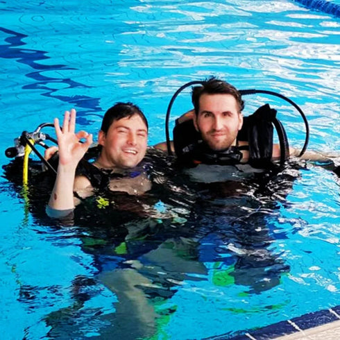 Scufundare la Paradisul Acvatic