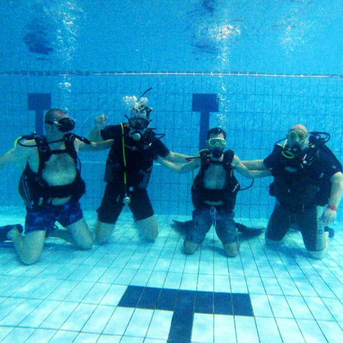 Scufundare la Paradisul Acvatic