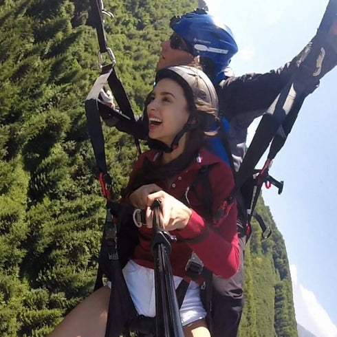 Zbor de agrement cu parapanta in tandem. Filmare inclusa