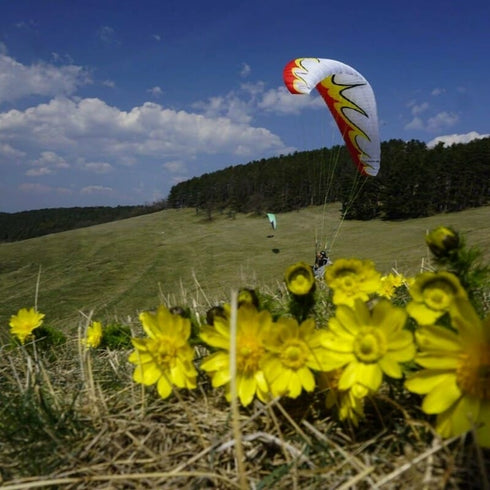 Zbor de agrement cu parapanta in tandem. Filmare inclusa